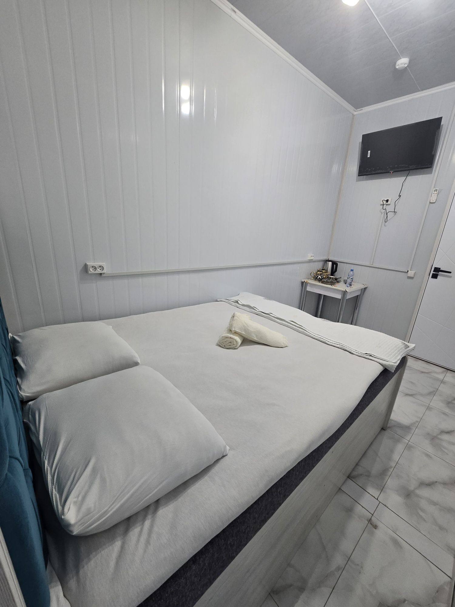 Jon Towr hostel — Ташкент