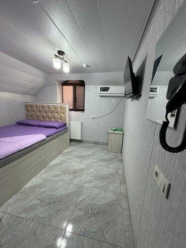 Jon Towr hostel — Ташкент