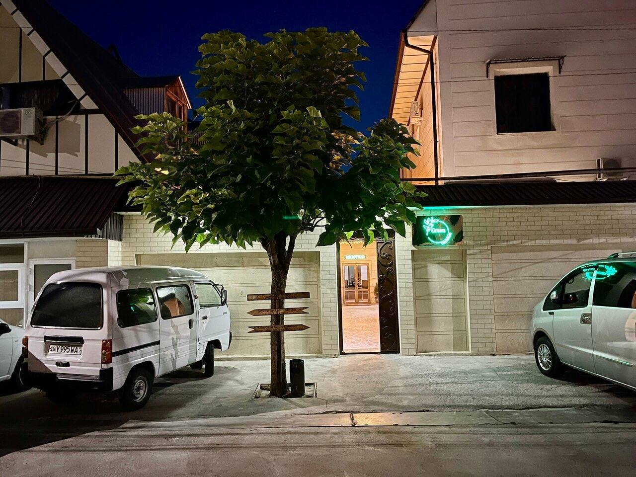 Green Hotel — Ташкент