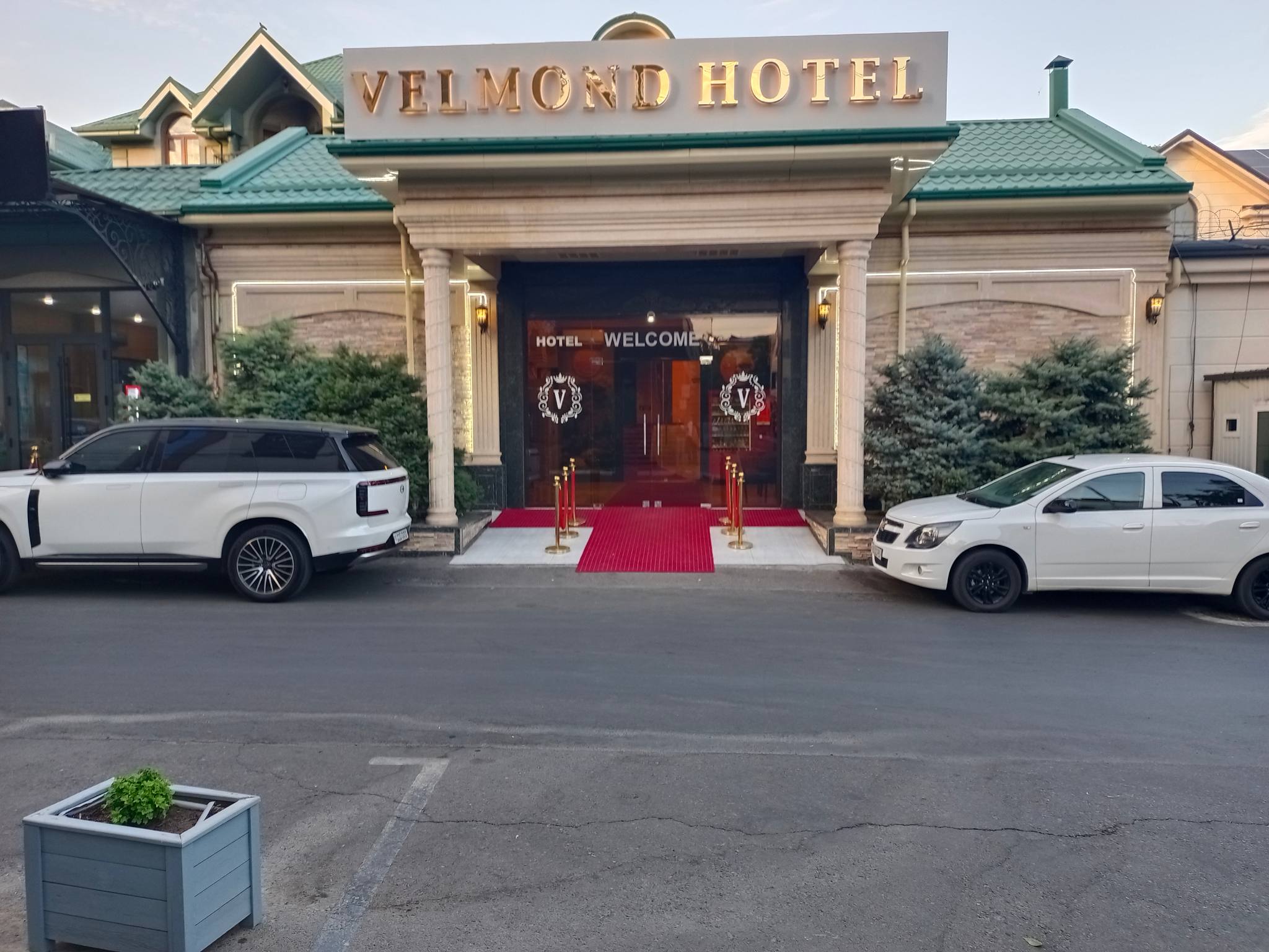 Velmond hotel — Ташкент