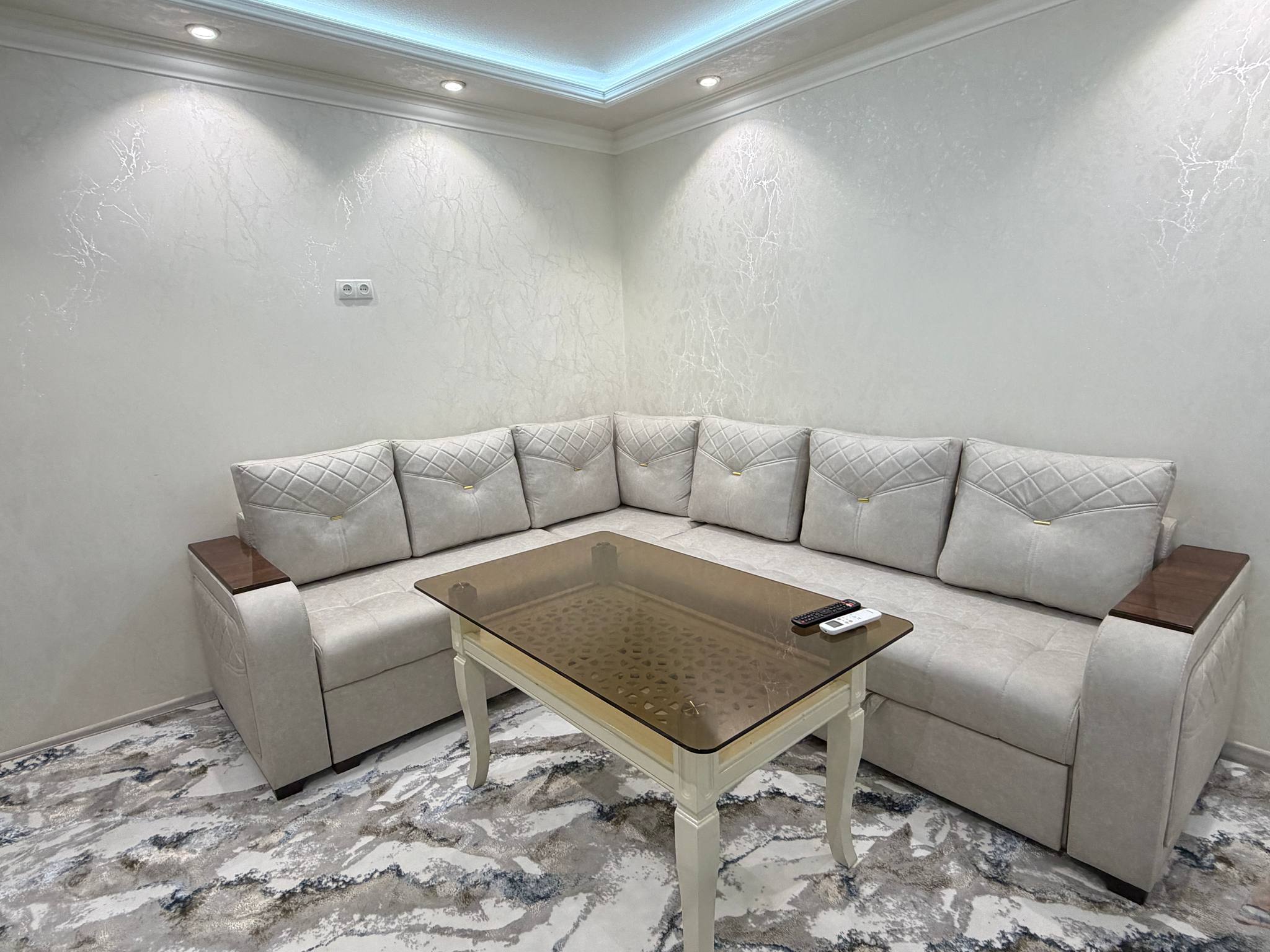 DEKALB APARTMENT 2 LUX — Самарканд