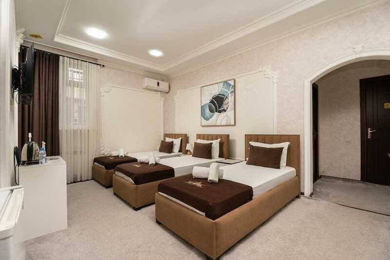 Stable Visitor Hotel — Ташкент