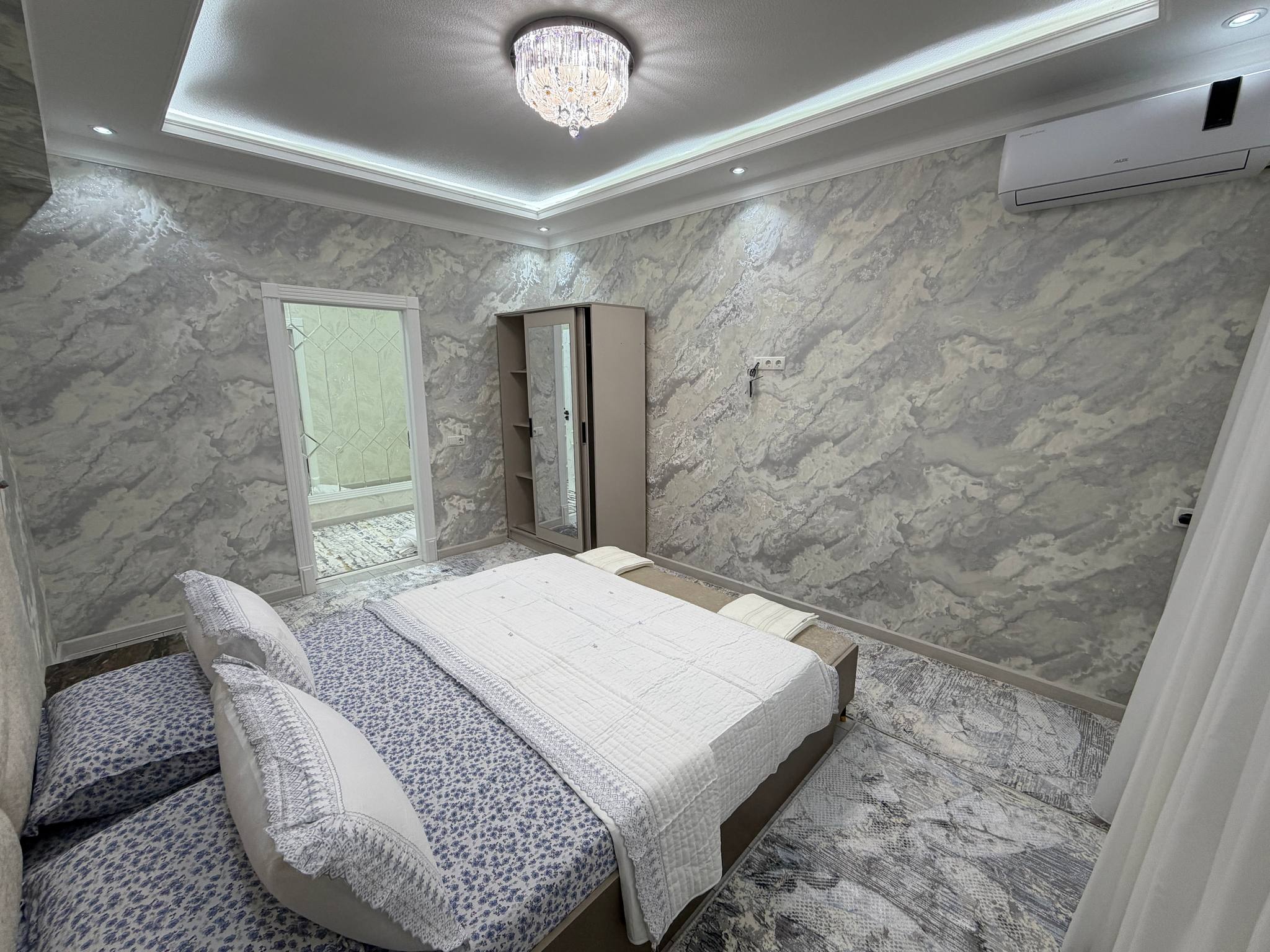 DEKALB APARTMENT — Самарканд