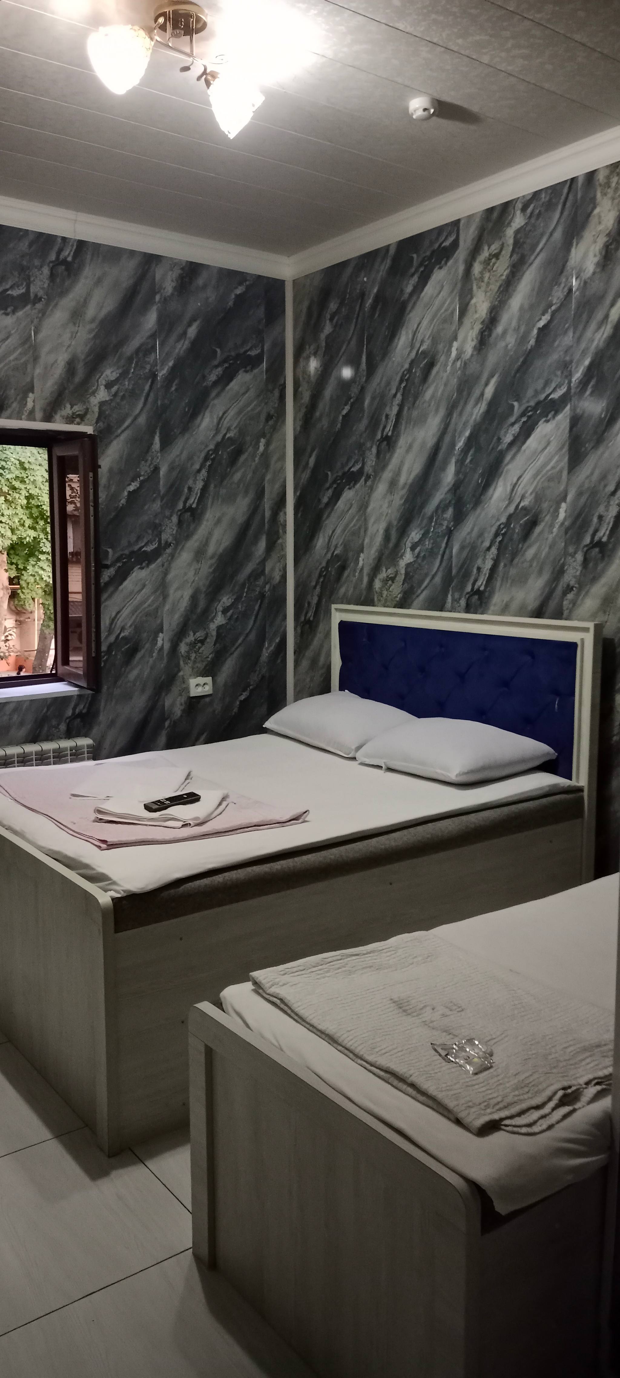 Jon Towr Hostel Yakkasaray — Ташкент
