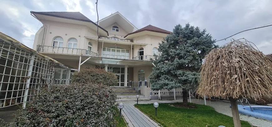 Ridon lux hotel — Ташкент